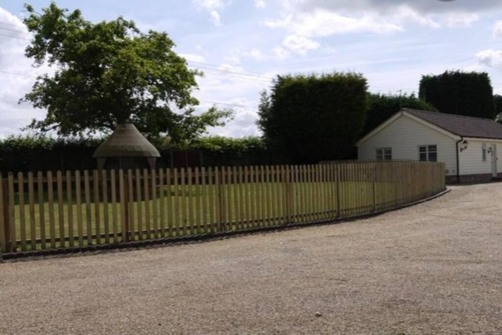 The Oaks, Luxury 2 Bedroom Cottage In A Peaceful Location Haughley Eksteriør bilde