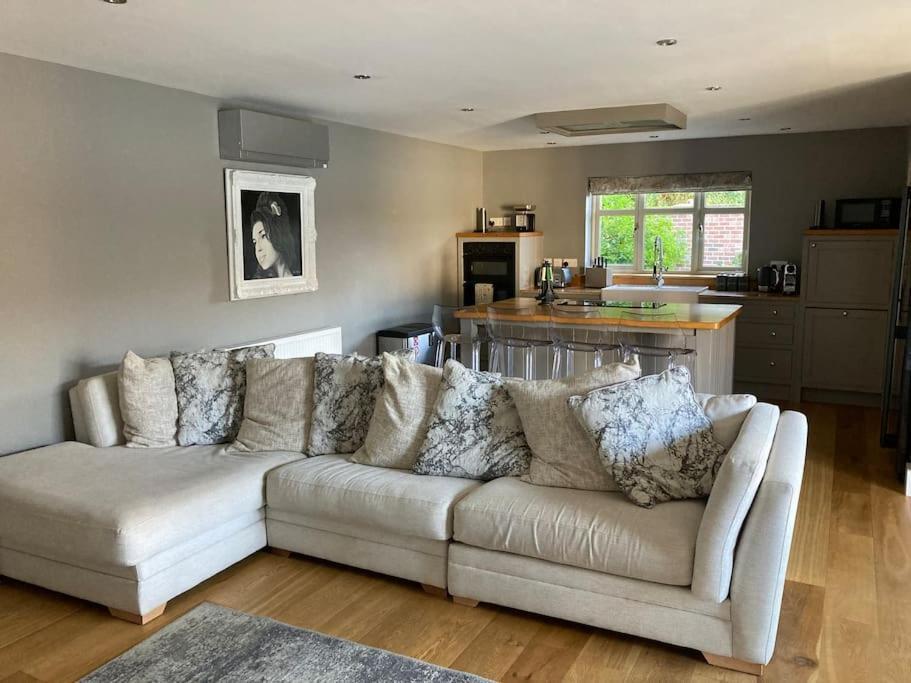 The Oaks, Luxury 2 Bedroom Cottage In A Peaceful Location Haughley Eksteriør bilde